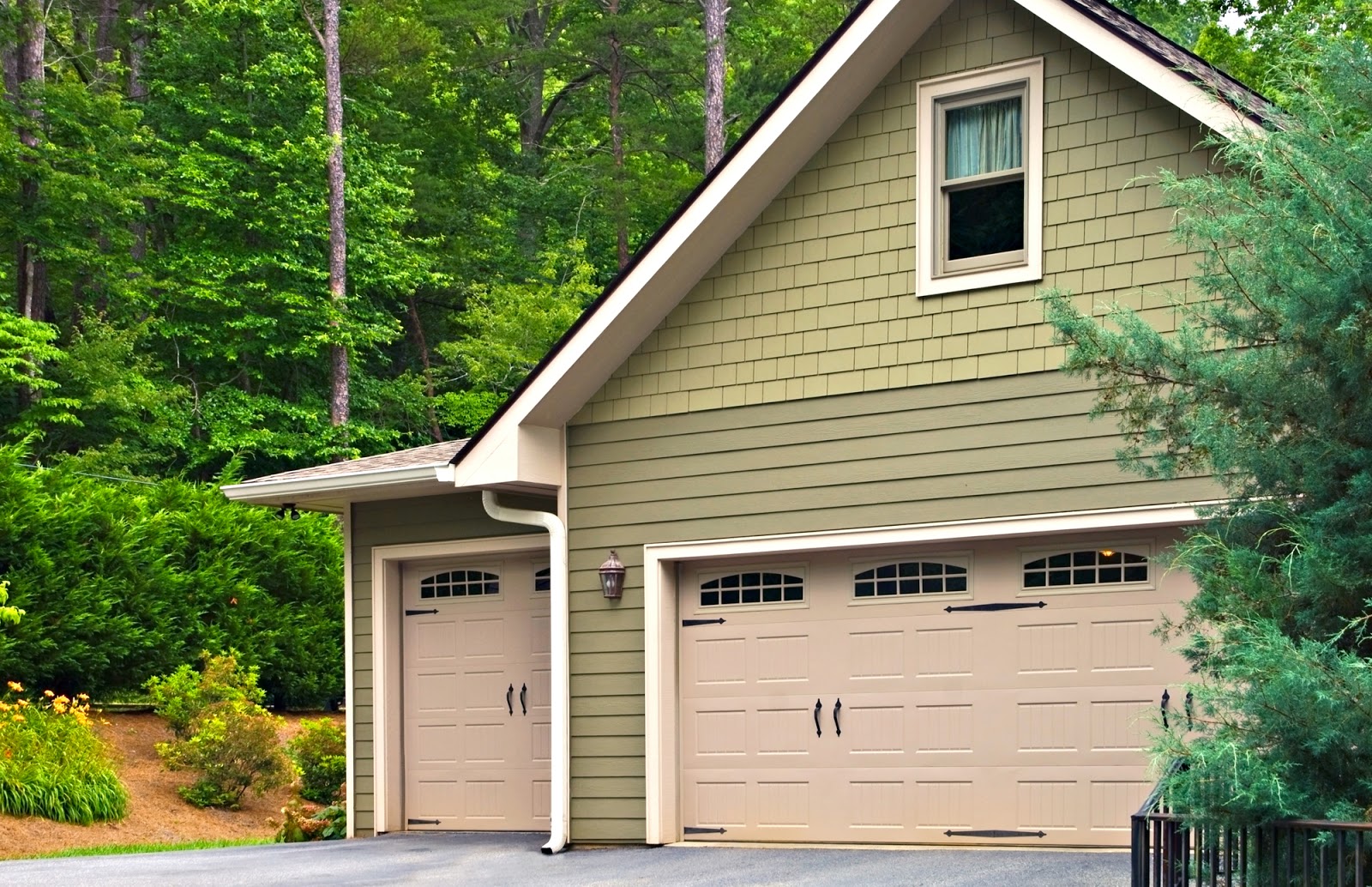 Which Garage Door Motor is Best for Your Home?
