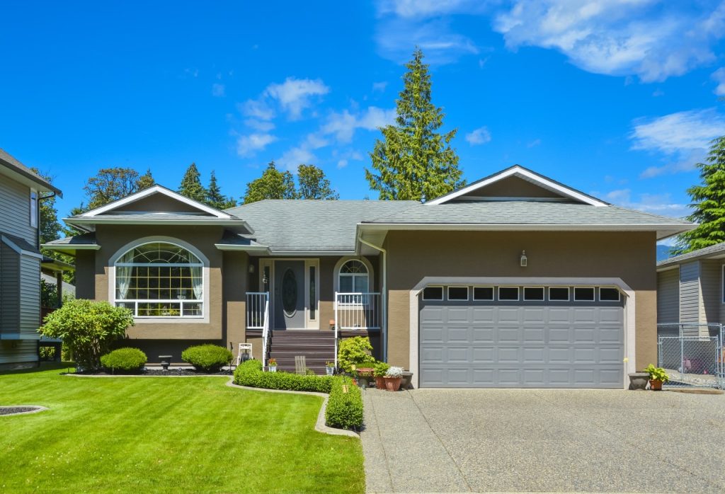 It can be tempting to DIY a garage door fix, but here’s when you should contact a professional for common garage door problems.