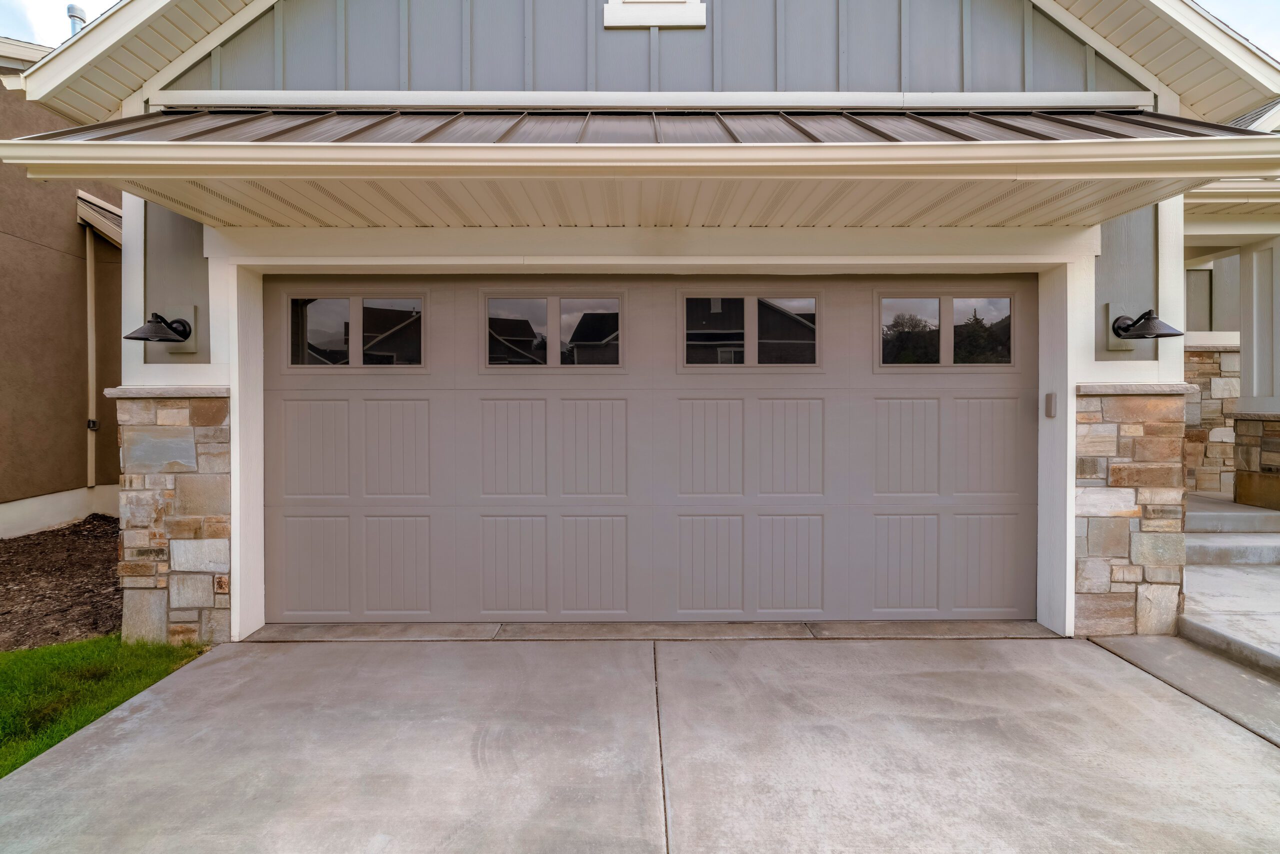 Affordable Garage Door Fix provides expert garage door repair in American Fork, Utah. Contact us at (385)-213-1977 for an estimate.